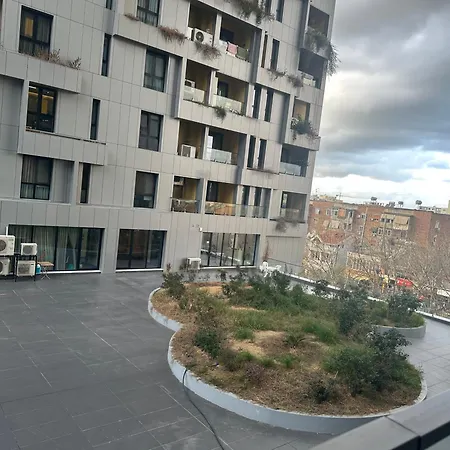 Free Parking Modern Escape * Tirana