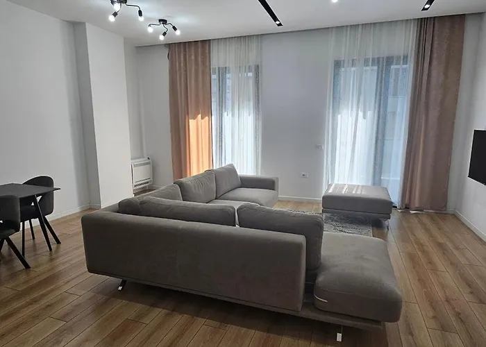 Free Parking Modern Escape